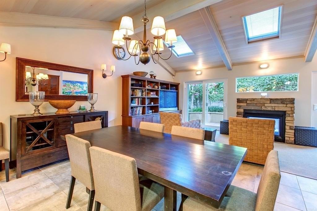 8025 Paseo Del Ocaso - Photo 4 of 29