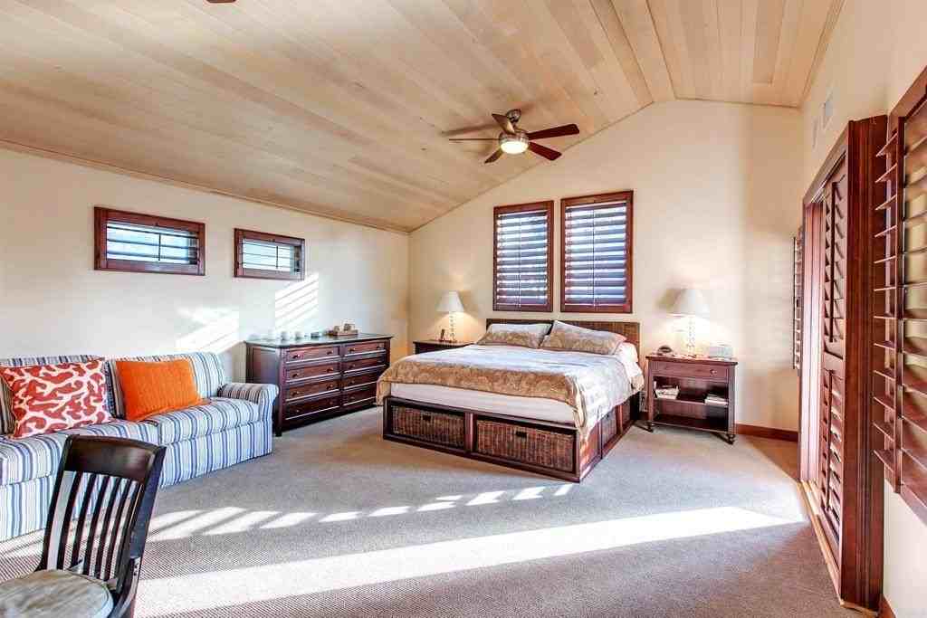 8025 Paseo Del Ocaso - Photo 6 of 29