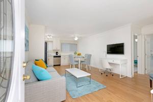 featured image of 3455 Del Rey St