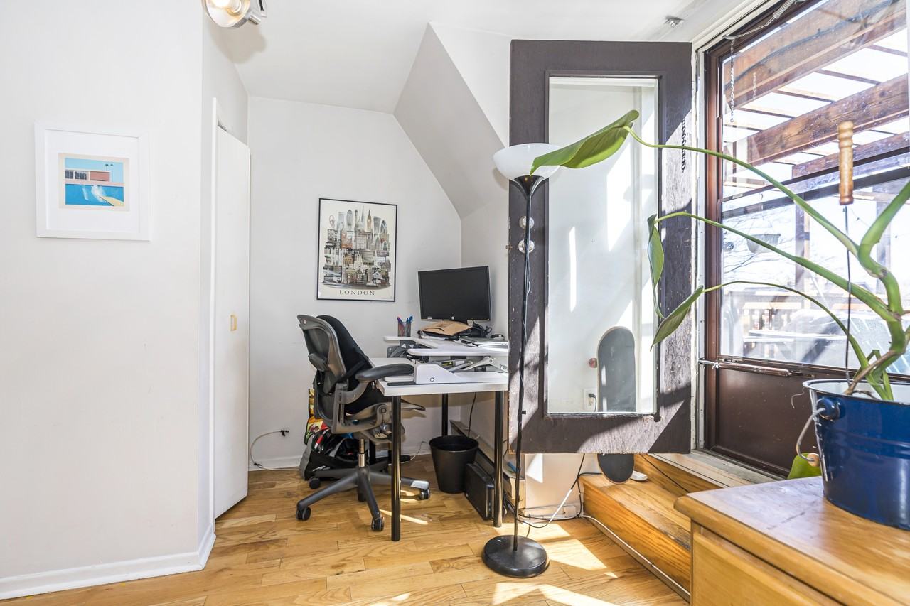 445 Manning Avenue #C - Photo 5 of 10