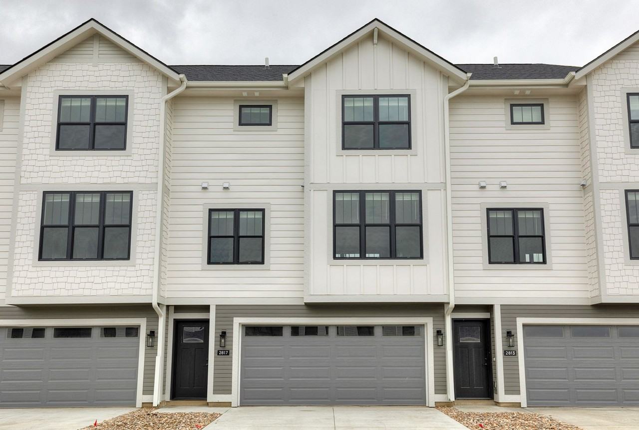 Southwest Prairie Trail Townhomes - Photo 2 of 29