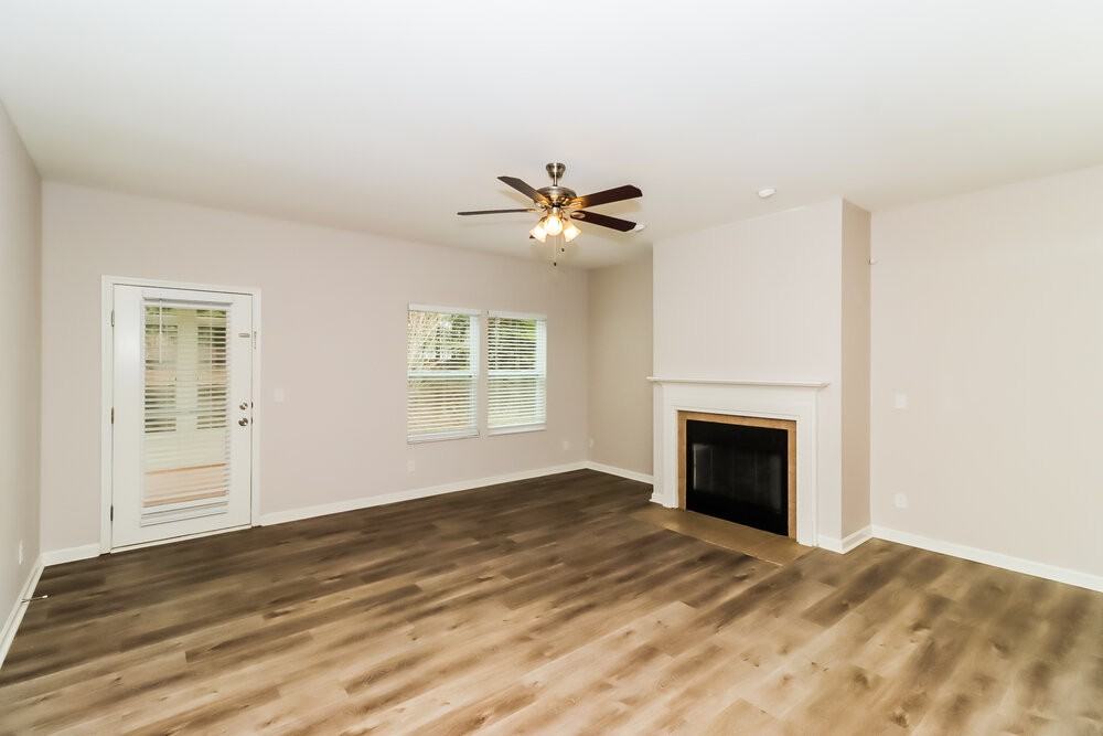 257 Ranlo Ave - Photo 6 of 16