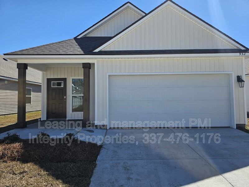 932 Renova Dr - Photo 2 of 25