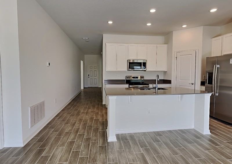 301 Piave St - Photo 4 of 24