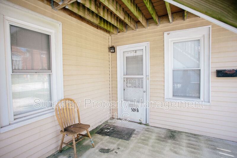 509 S Main St - Photo 2 of 22