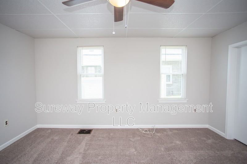 509 S Main St - Photo 5 of 22