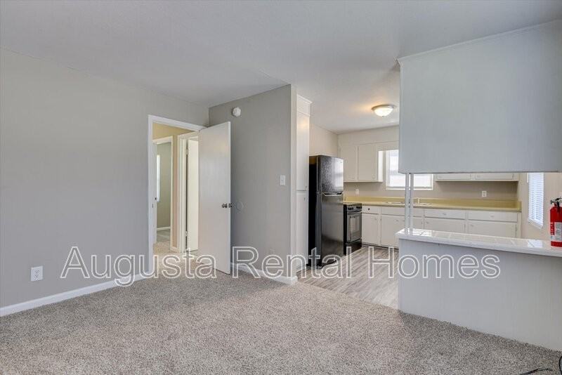 325B Verdery Dr - Photo 7 of 18