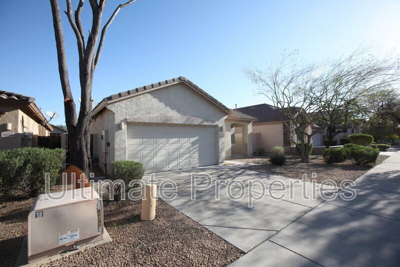 2230 W Oyer Ln - Photo 2 of 29