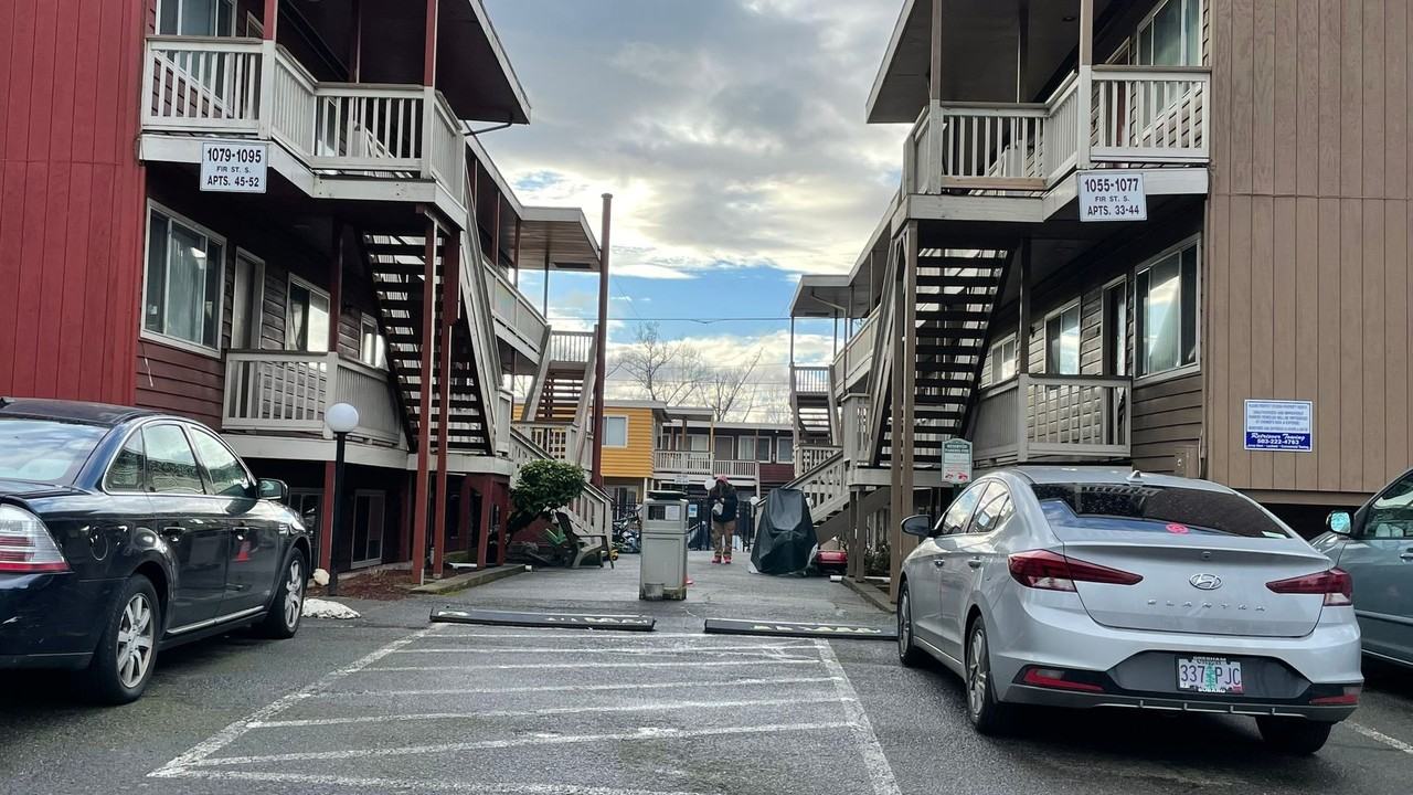 #375 WILLAMETTE TERRACE - Photo 2 of 6