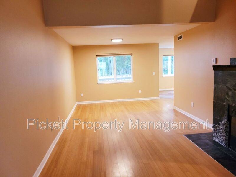 1300 Nw Slate Ln #103 - Photo 3 of 28