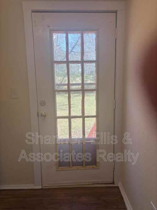 179 Church St - Photo 2 of 10