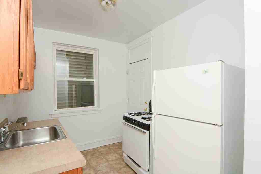 2948 N Albany Ave #1W - Photo 2 of 21