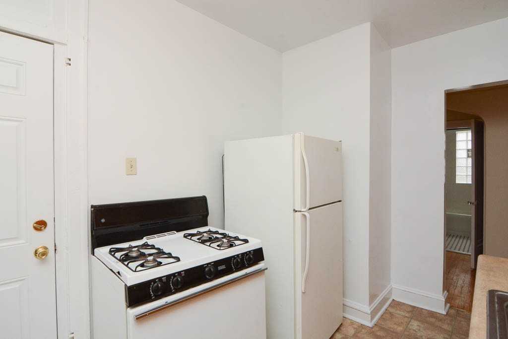 2948 N Albany Ave #1W - Photo 5 of 21