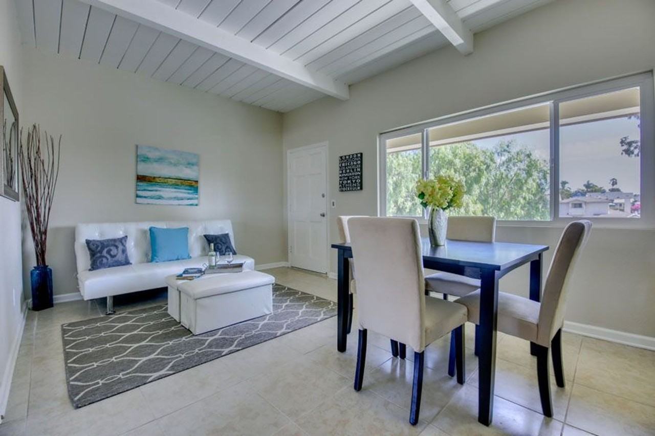 $1775 1 Bedroom - Photo 2 of 8