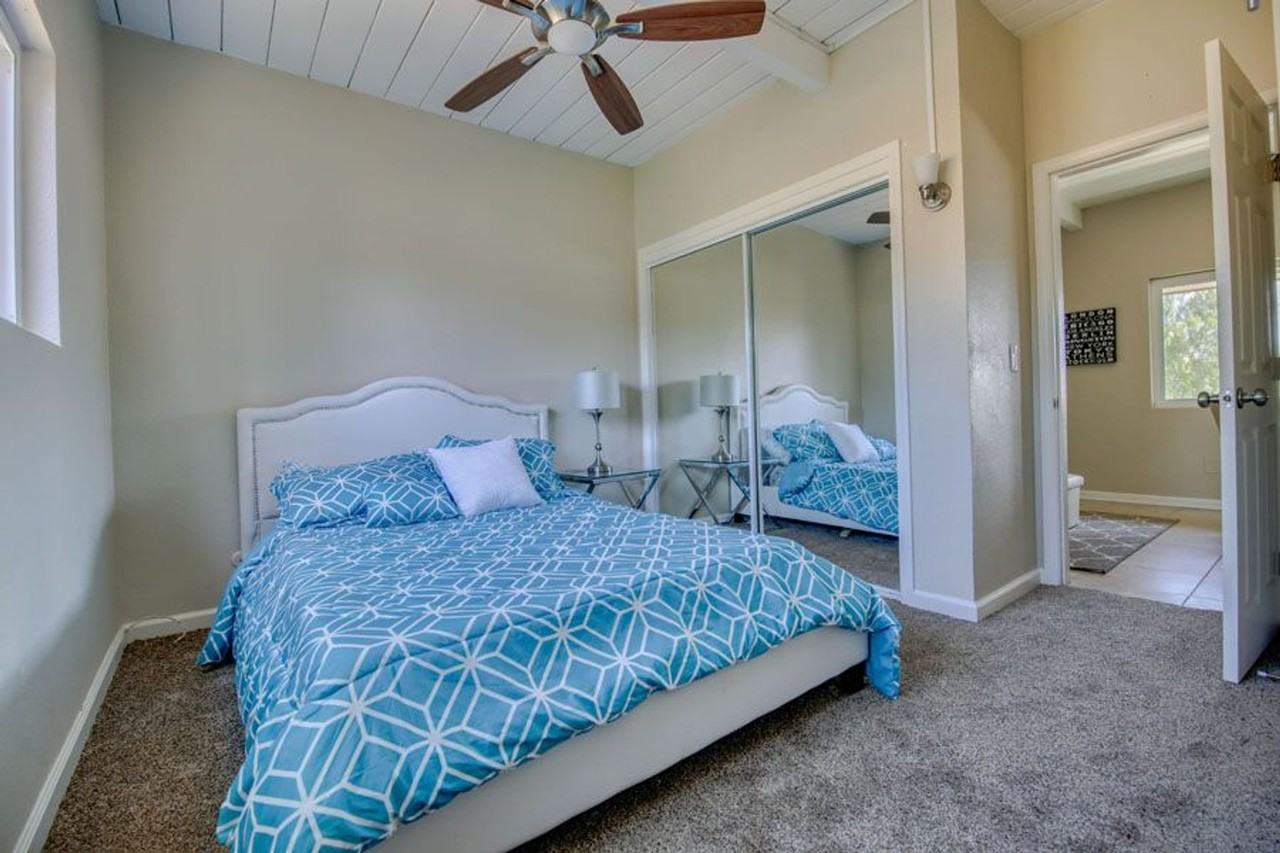 $1775 1 Bedroom - Photo 4 of 8