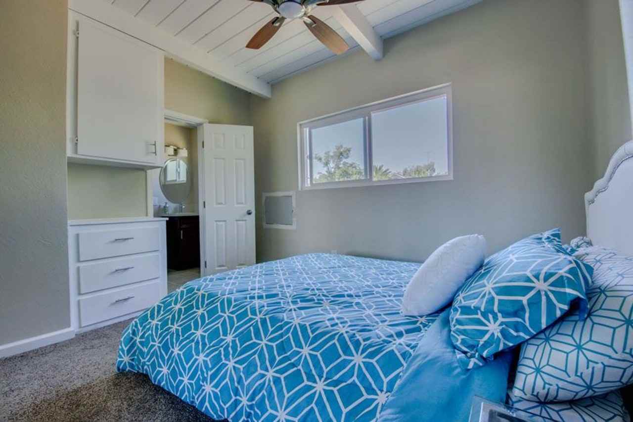 $1775 1 Bedroom - Photo 5 of 8