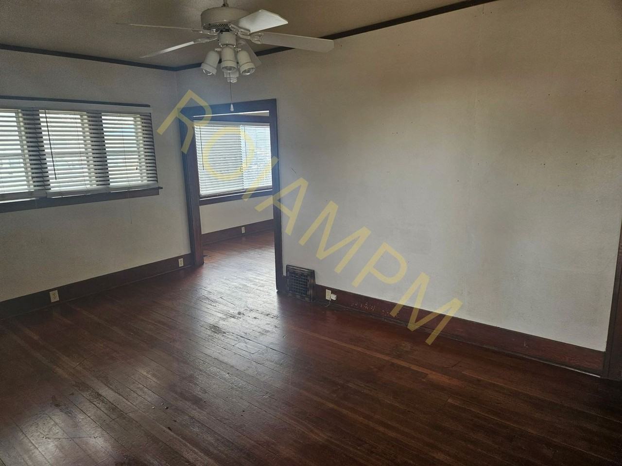 843 Main Ave W - Photo 2 of 8