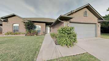 featured image of 17309 Platinum Ln