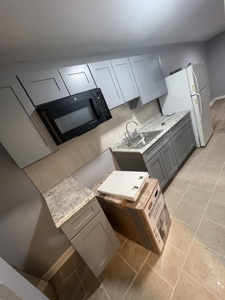 1249 East Chelten Avenue - Photo 2 of 14