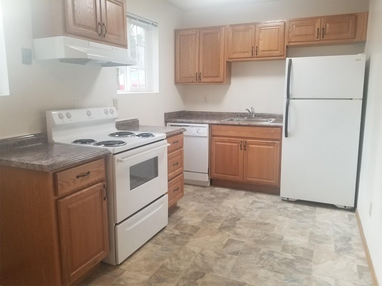 Hidden Hills Apts - Photo 2 of 25
