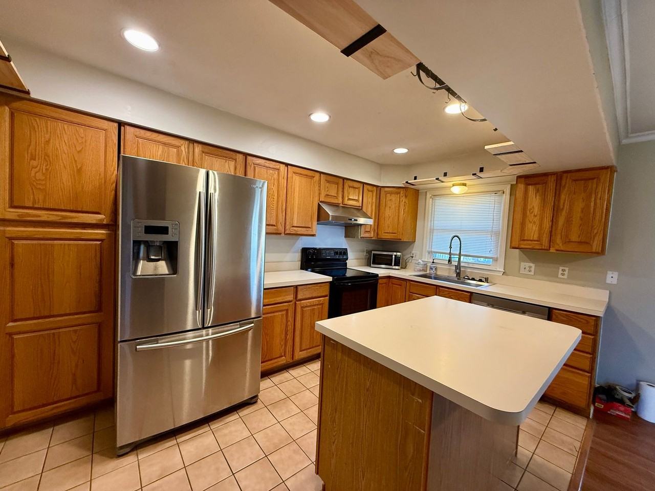1104 Spring Run Rd - Photo 6 of 20