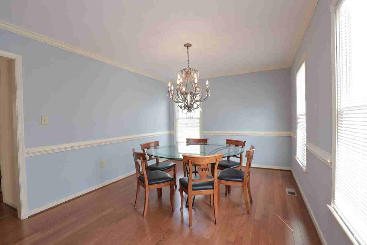 12316 Boxford Ln - Photo 6 of 30