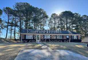 573 Downing St - Photo 1 of 1