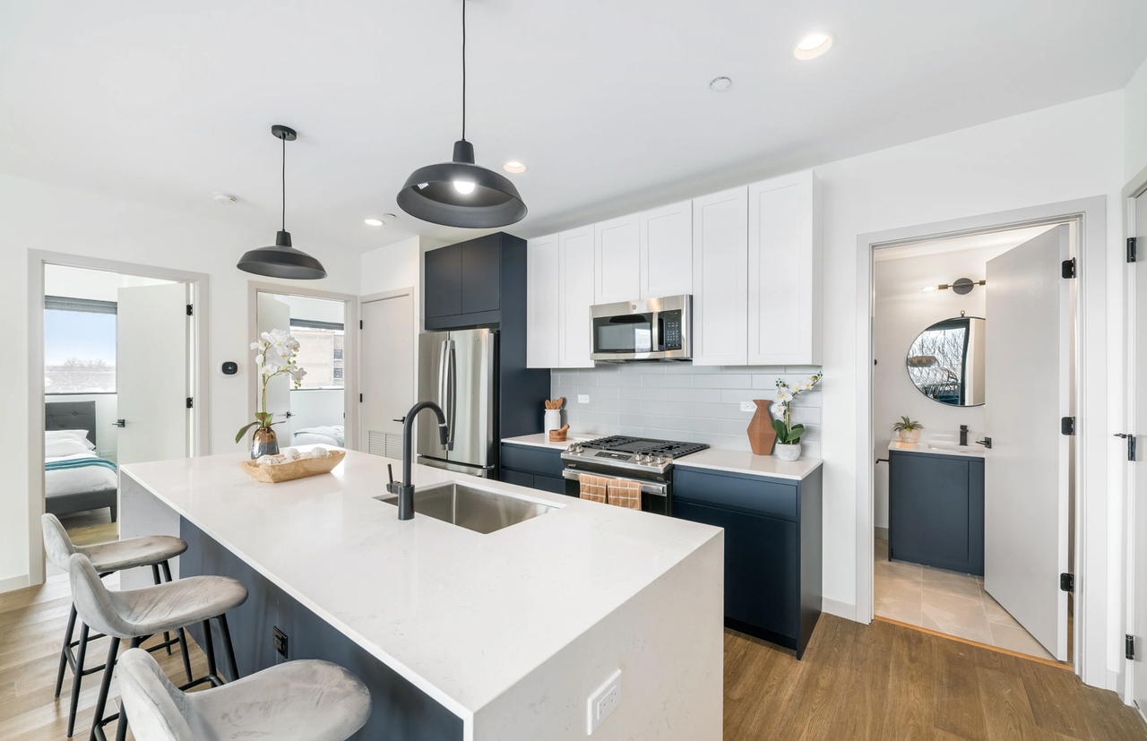 516 Arlington Place - Photo 6 of 32