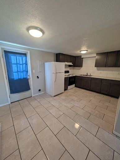 Patricia Dr Apartments - Photo 3 of 7