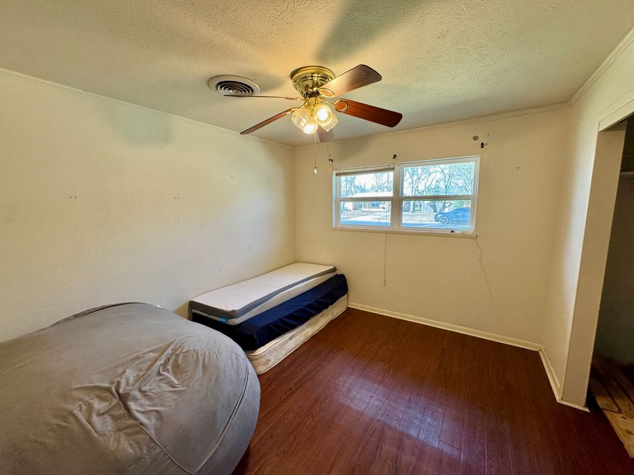 517 N Lydia St - Photo 7 of 17
