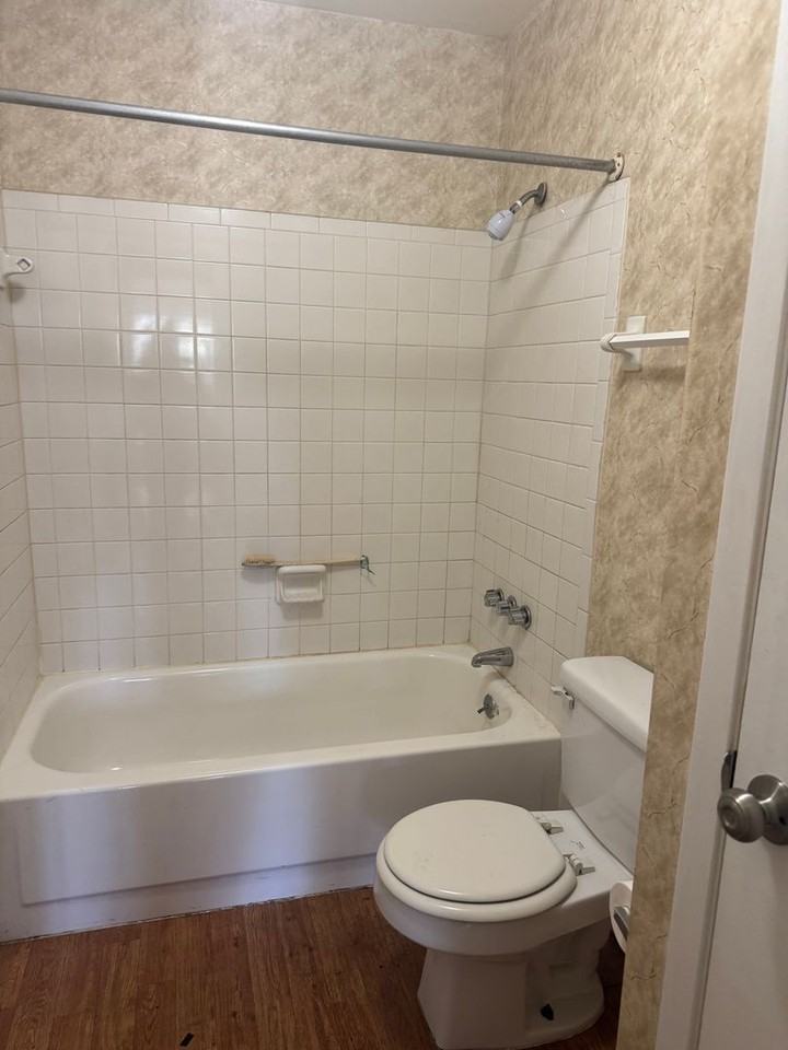 615 Colonial Dr #12 - Photo 6 of 6