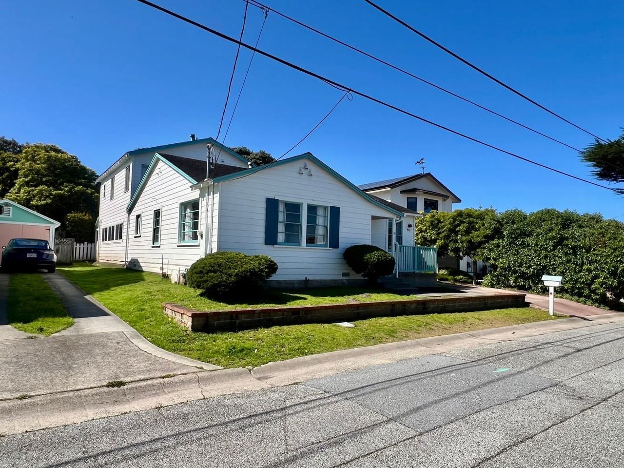 911 Ripple Ave - Photo 7 of 50