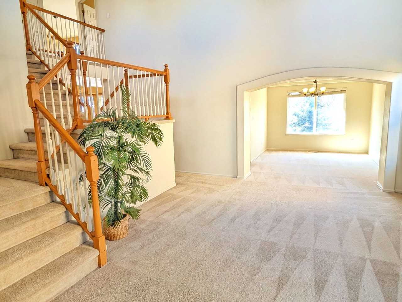 1215 Dream Lake Ct - Photo 2 of 24