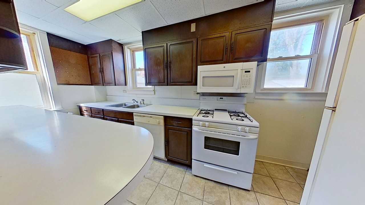 2101 Church Rd - Photo 2 of 11