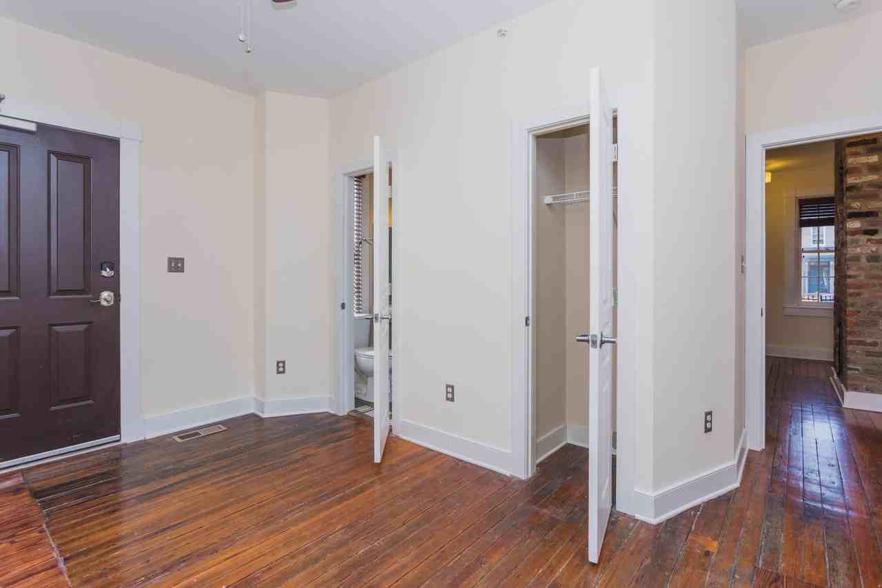 20 W Marshall St - Photo 4 of 27