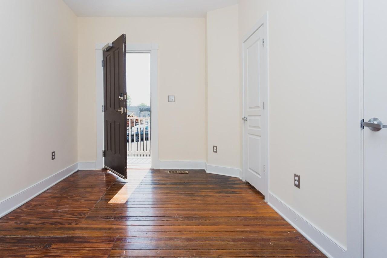 20 W Marshall St - Photo 7 of 27