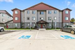 Modern Comfort and Convenience at The Lodge in Sedro – Spacious 2 - Photo 1 of 1