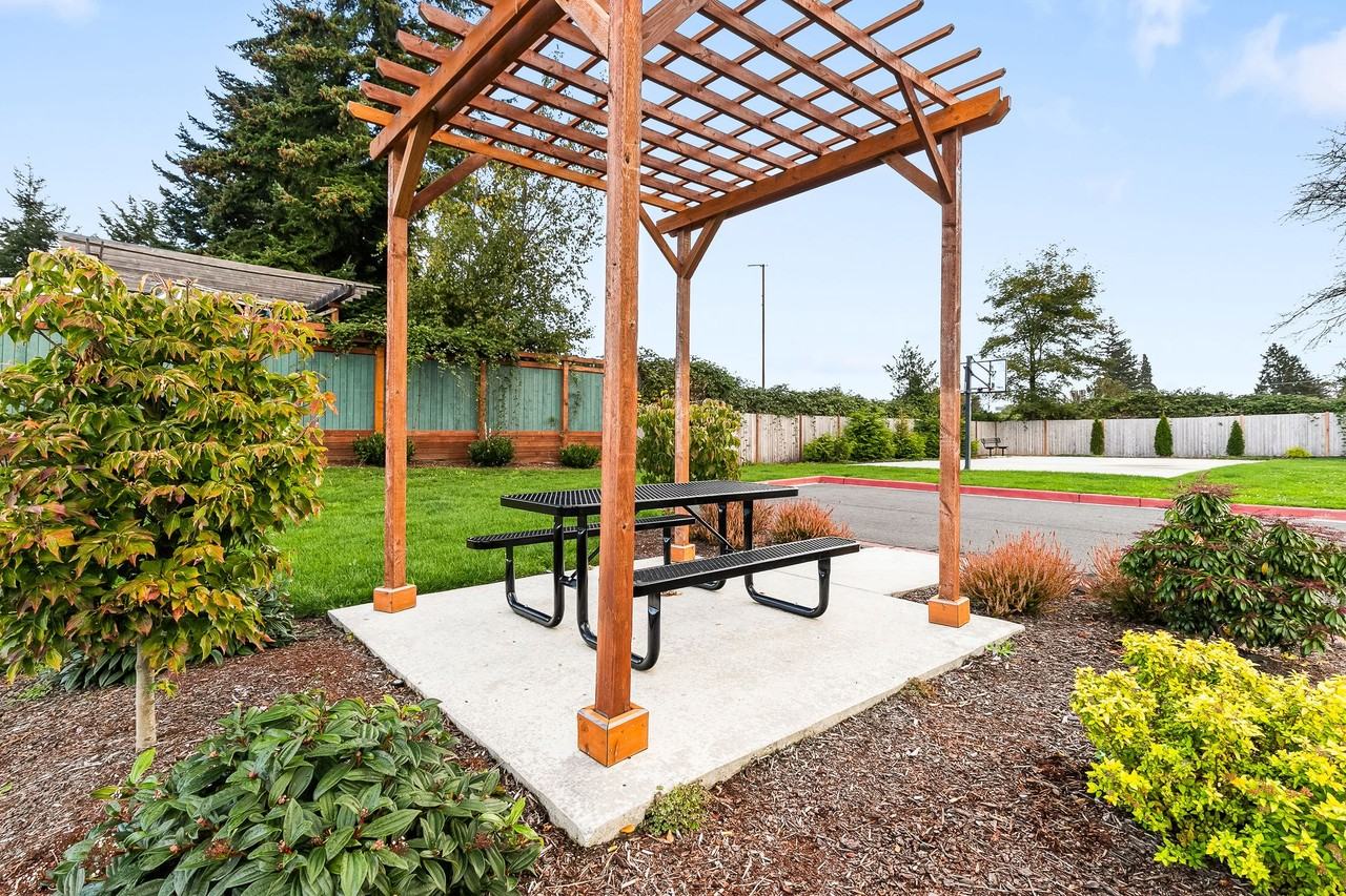 Modern Comfort and Convenience at The Lodge in Sedro – Spacious 2 - Photo 5 of 5