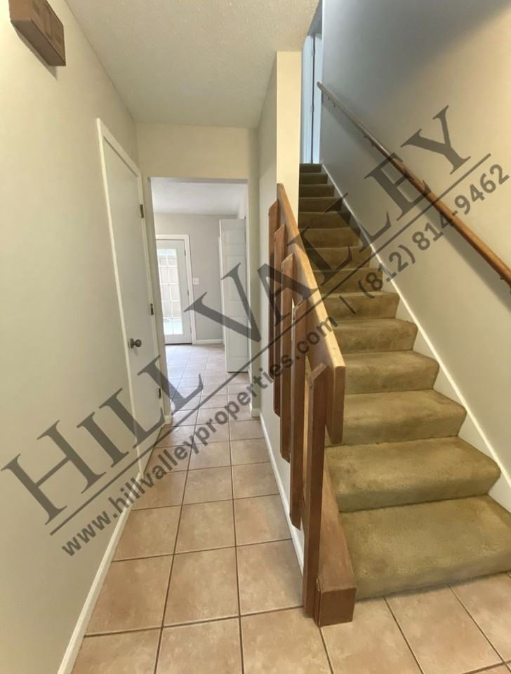 7933 S Mulberry St - Photo 2 of 18