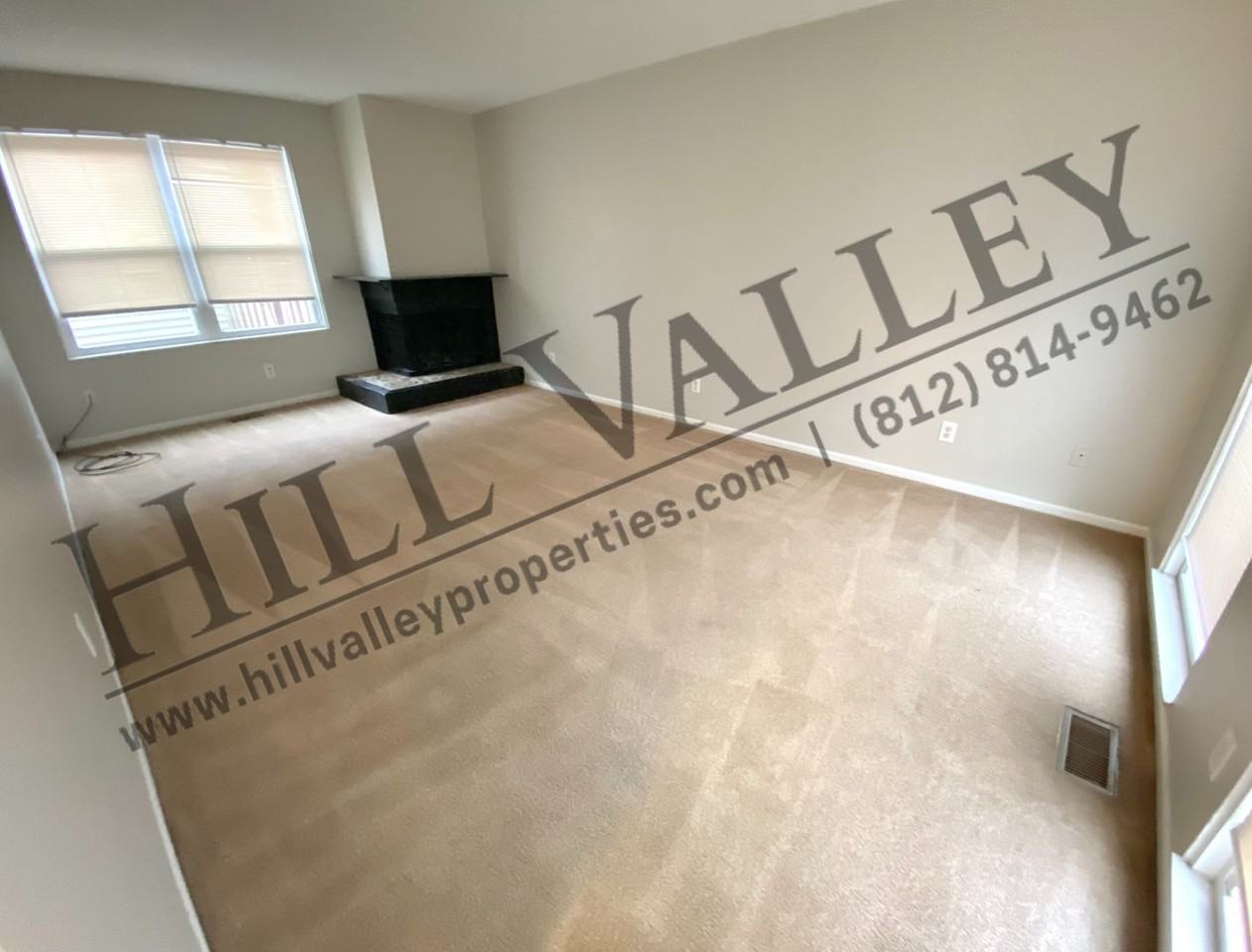 7933 S Mulberry St - Photo 3 of 18