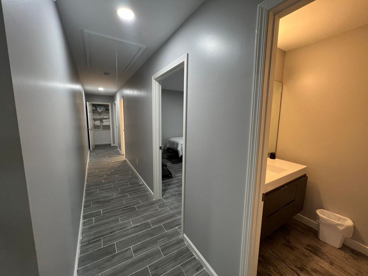 10120 Sunlight Dr - Photo 6 of 43