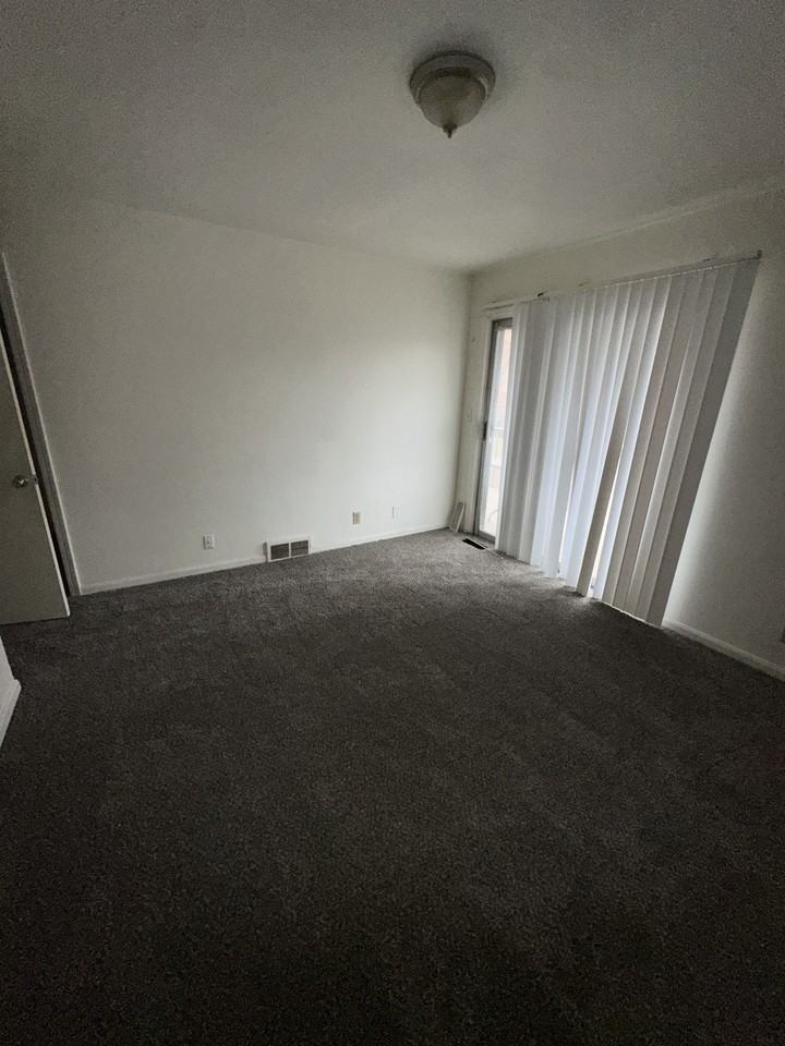 1801 Bashford Manor Ln. - Photo 3 of 14