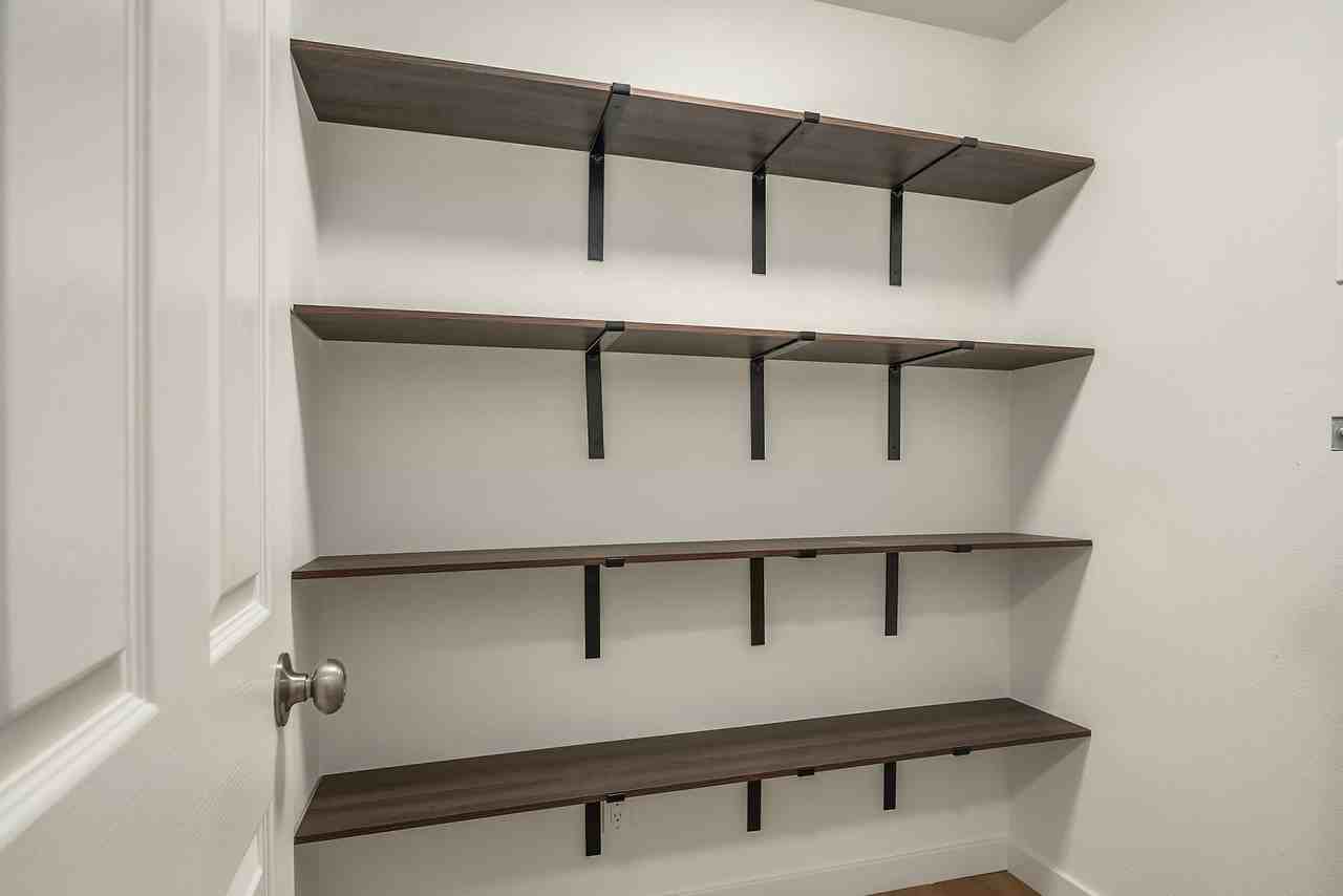 618 75th Street Southeast - Photo 3 of 38