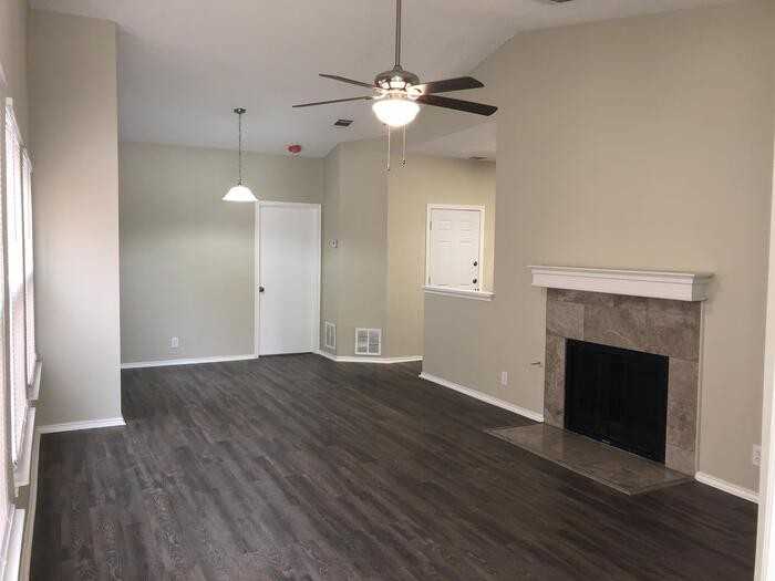 3453 Ridge Country St - Photo 2 of 11