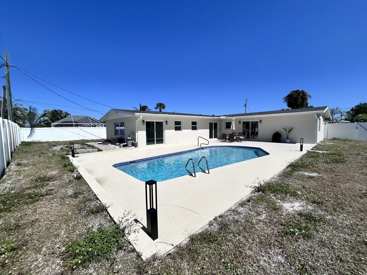 1575 Mercury St #NA - Photo 3 of 20