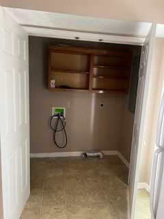 245 Haywood Ln #B - Photo 3 of 12