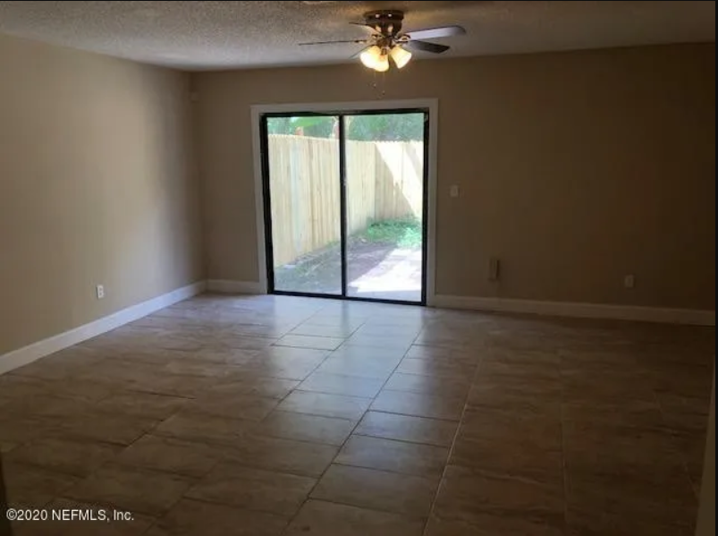 4418 Melissa Ct W #4418 - Photo 4 of 9