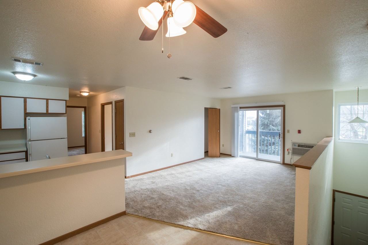 3405 Logan Drive - Photo 7 of 9