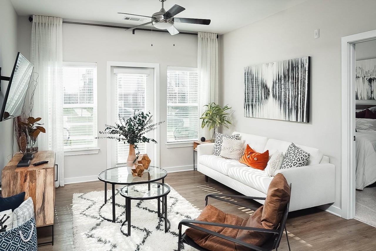 1015 Princeton Street  (West Wood) - Photo 4 of 8