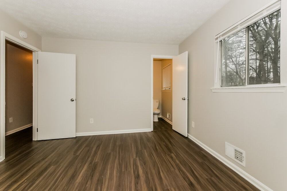 71 Inverness Dr - Photo 7 of 16